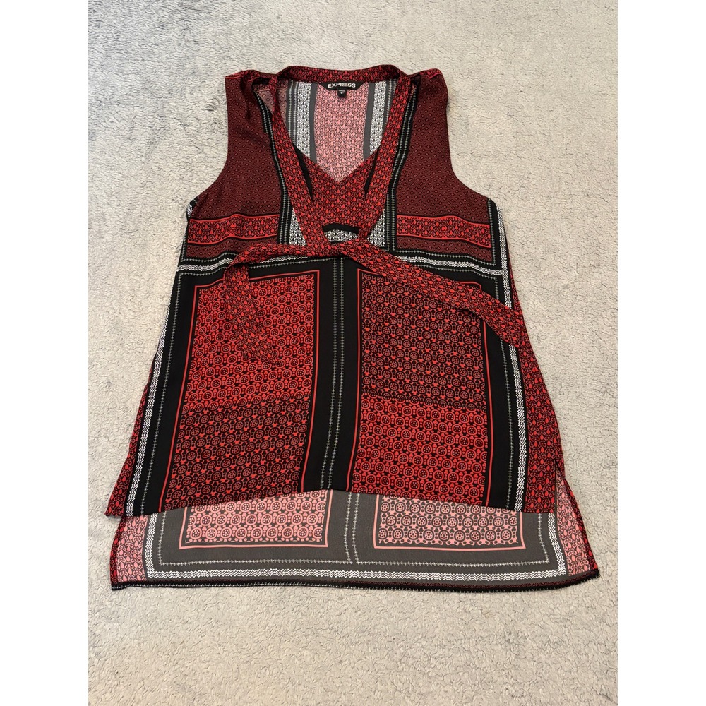 Express Red Black Geometric Medallion Print Sleeveless V-Neck Tie Waist Blouse S